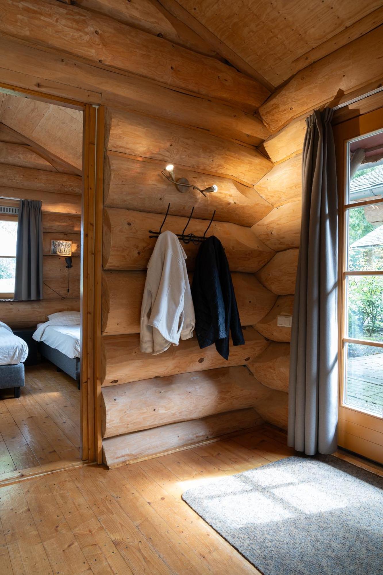 Boomgalows De Roestelberg Holiday home *